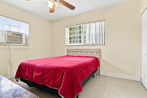Villa ou maison à vendre à Miami Gardens, Floride: 3 chambres, 125.42 m2 № 2295736 - photo 18