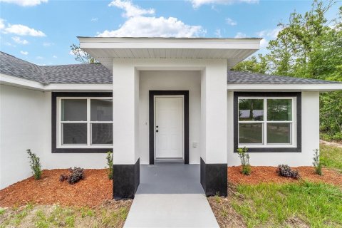 House in Dunnellon, Florida 3 bedrooms, 128.21 sq.m. № 1844964 - photo 1