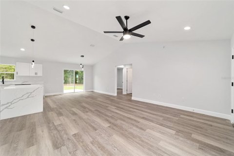 House in Dunnellon, Florida 3 bedrooms, 128.21 sq.m. № 1844964 - photo 8