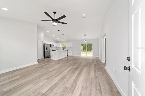 House in Dunnellon, Florida 3 bedrooms, 128.21 sq.m. № 1844964 - photo 5