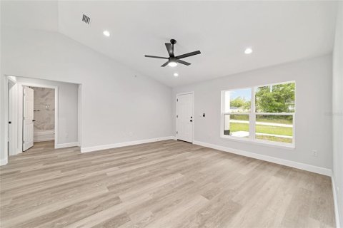 House in Dunnellon, Florida 3 bedrooms, 128.21 sq.m. № 1844964 - photo 10