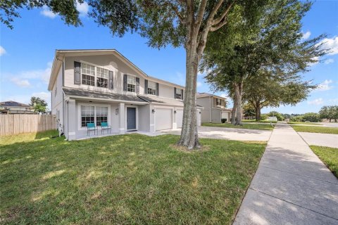Casa en venta en Clermont, Florida, 7 dormitorios, 374.58 m2 № 1853827 - foto 3