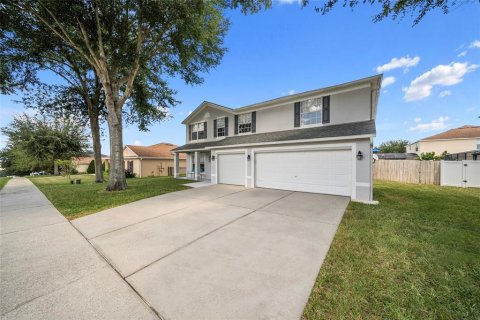 Casa en venta en Clermont, Florida, 7 dormitorios, 374.58 m2 № 1853827 - foto 2