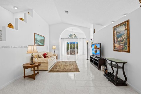 Casa en alquiler en Boynton Beach, Florida, 3 dormitorios, 179.95 m2 № 1953541 - foto 13