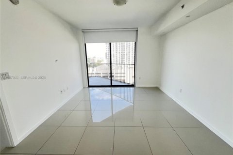 Copropriété à louer à Doral, Floride: 2 chambres, 102.47 m2 № 2362125 - photo 7