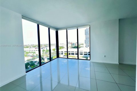 Copropriété à louer à Doral, Floride: 2 chambres, 102.47 m2 № 2362125 - photo 2