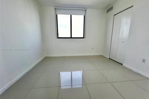 Copropriété à louer à Doral, Floride: 2 chambres, 102.47 m2 № 2362125 - photo 11
