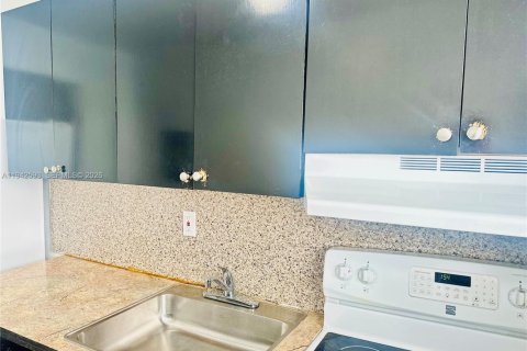 Appartement à louer à Miami, Floride: 2 chambres № 2000001 - photo 9