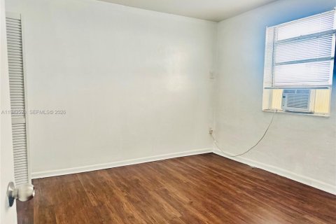 Appartement à louer à Miami, Floride: 2 chambres № 2000001 - photo 3