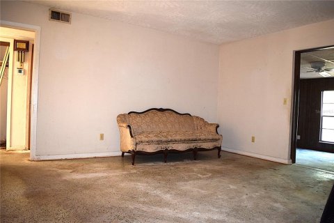 Villa ou maison à vendre à Deltona, Floride: 3 chambres, 132.48 m2 № 2092514 - photo 8