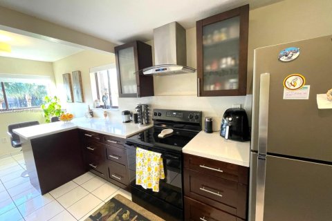 Купить кондоминиум в Майами, Флорида 3 спальни, 120.77м2, № 1958151 - фото 4