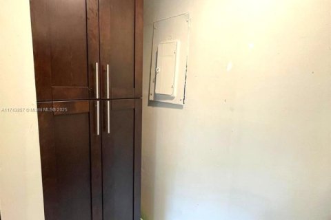 Купить кондоминиум в Майами, Флорида 3 спальни, 120.77м2, № 1958151 - фото 8