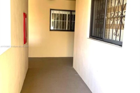 Купить кондоминиум в Майами, Флорида 3 спальни, 120.77м2, № 1958151 - фото 27