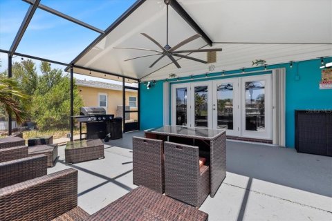 House in New Port Richey, Florida 3 bedrooms, 116.69 sq.m. № 1759877 - photo 25