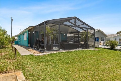 House in New Port Richey, Florida 3 bedrooms, 116.69 sq.m. № 1759877 - photo 30