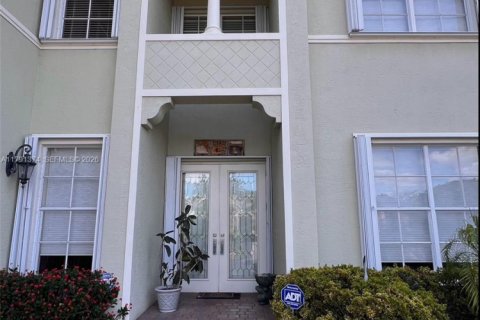 Casa en venta en Royal Palm Beach, Florida, 5 dormitorios № 2002657 - foto 3