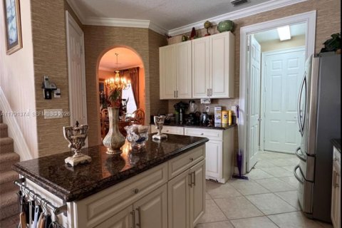 Casa en venta en Royal Palm Beach, Florida, 5 dormitorios № 2002657 - foto 8