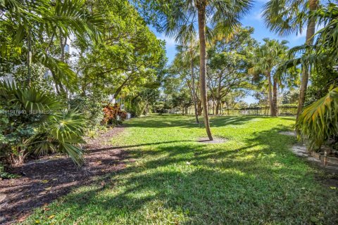 Condominio en venta en Hollywood, Florida, 1 dormitorio, 78.41 m2 № 2003961 - foto 27