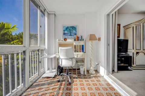 Condominio en venta en Hollywood, Florida, 1 dormitorio, 78.41 m2 № 2003961 - foto 14