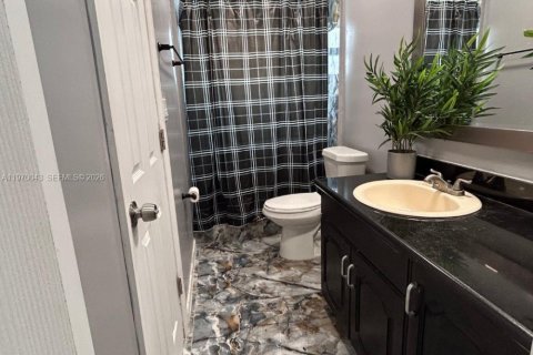 House in Pompano Beach, Florida 3 bedrooms, 115.01 sq.m. № 2030825 - photo 17