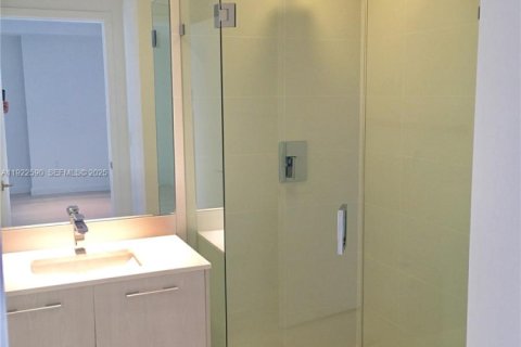 Copropriété à louer à Miami, Floride: 1 chambre, 76.74 m2 № 1976688 - photo 9