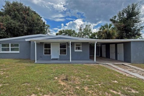 House in Daytona Beach, Florida 5 bedrooms, 162.21 sq.m. № 2324853
