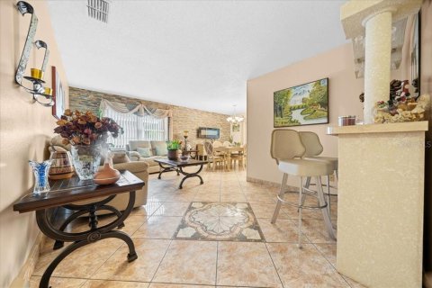 House in Orlando, Florida 4 bedrooms, 143.07 sq.m. № 1842027 - photo 9