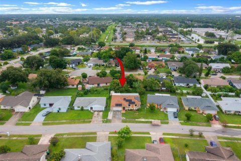 House in Orlando, Florida 4 bedrooms, 143.07 sq.m. № 1842027 - photo 24