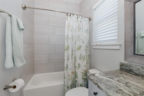 Townhouse in Tarpon Springs, Florida 3 bedrooms, 169.83 sq.m. № 1820898 - photo 30