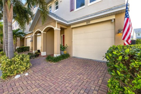 Townhouse in Tarpon Springs, Florida 3 bedrooms, 169.83 sq.m. № 1820898 - photo 2