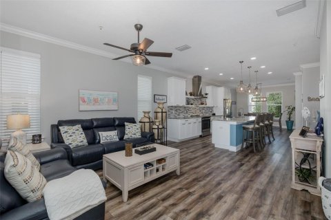 Townhouse in Tarpon Springs, Florida 3 bedrooms, 169.83 sq.m. № 1820898 - photo 13
