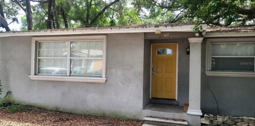 Villa ou maison à Tampa, Floride 4 chambres, 142.42 m2 № 1906686