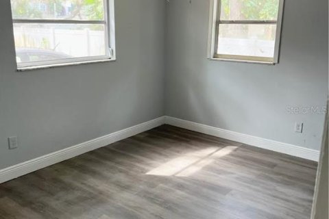 Villa ou maison à louer à Tampa, Floride: 4 chambres, 142.42 m2 № 1906686 - photo 6