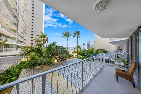 Copropriété à vendre à North Bay Village, Floride: 2 chambres, 95.69 m2 № 1950399 - photo 7