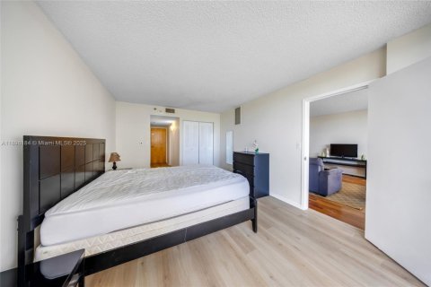 Copropriété à vendre à North Bay Village, Floride: 2 chambres, 95.69 m2 № 1950399 - photo 22