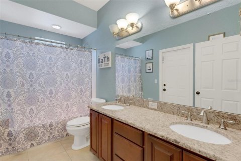 House in Lakeland, Florida 4 bedrooms, 216.83 sq.m. № 1865872 - photo 28