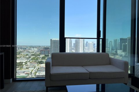Condo in Miami, Florida № 2171518 - photo 6