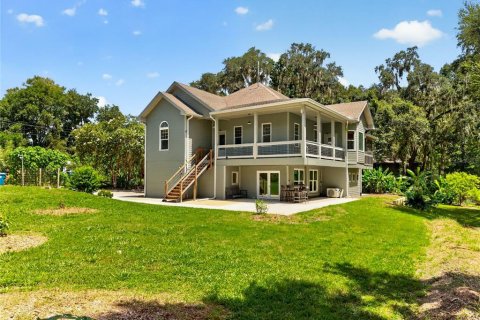 House in Brooksville, Florida 4 bedrooms, 282.05 sq.m. № 2210015 - photo 5
