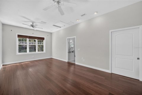 House in Brooksville, Florida 4 bedrooms, 282.05 sq.m. № 2210015 - photo 26