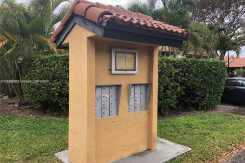 Снять в аренду виллу или дом в Майами, Флорида 3 спальни, 99.41м2, № 1956099 - фото 20