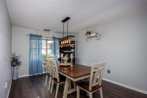 Villa ou maison à vendre à Bell, Floride: 4 chambres, 253.72 m2 № 1724712 - photo 10