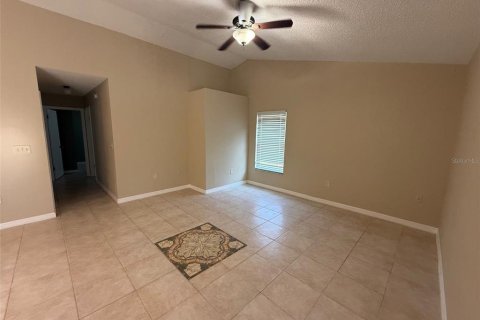 Villa ou maison à vendre à Spring Hill, Floride: 3 chambres, 154.78 m2 № 2106160 - photo 4