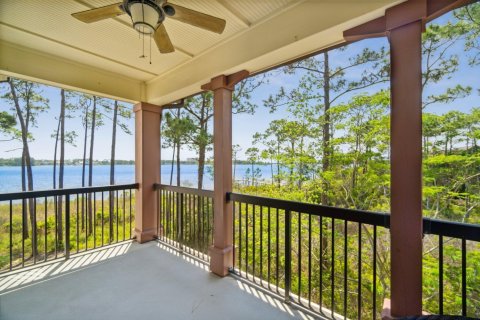 Condo in Panama City Beach, Florida, 2 bedrooms  № 560532 - photo 1