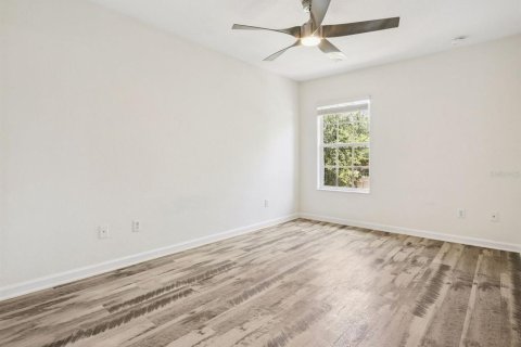 Townhouse in Windermere, Florida 3 bedrooms, 152.73 sq.m. № 2198652 - photo 20