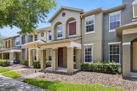 Townhouse in Windermere, Florida 3 bedrooms, 152.73 sq.m. № 2198652 - photo 3