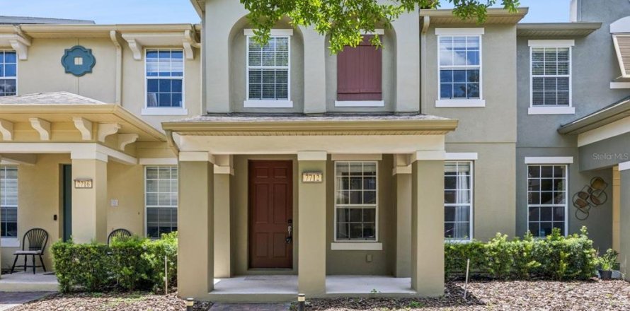 Townhouse in Windermere, Florida 3 bedrooms, 152.73 sq.m. № 2198652