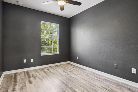 Townhouse in Windermere, Florida 3 bedrooms, 152.73 sq.m. № 2198652 - photo 18