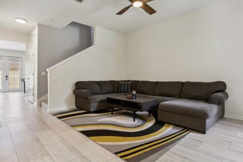 Townhouse in Windermere, Florida 3 bedrooms, 152.73 sq.m. № 2198652 - photo 6