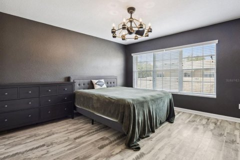 Townhouse in Windermere, Florida 3 bedrooms, 152.73 sq.m. № 2198652 - photo 15