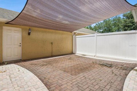 Townhouse in Windermere, Florida 3 bedrooms, 152.73 sq.m. № 2198652 - photo 25